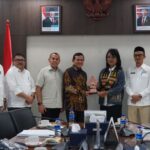 Wagub Fadhlullah Bahas TPST Blang Bintang dan Banjir Subulussalam di Kementerian PU