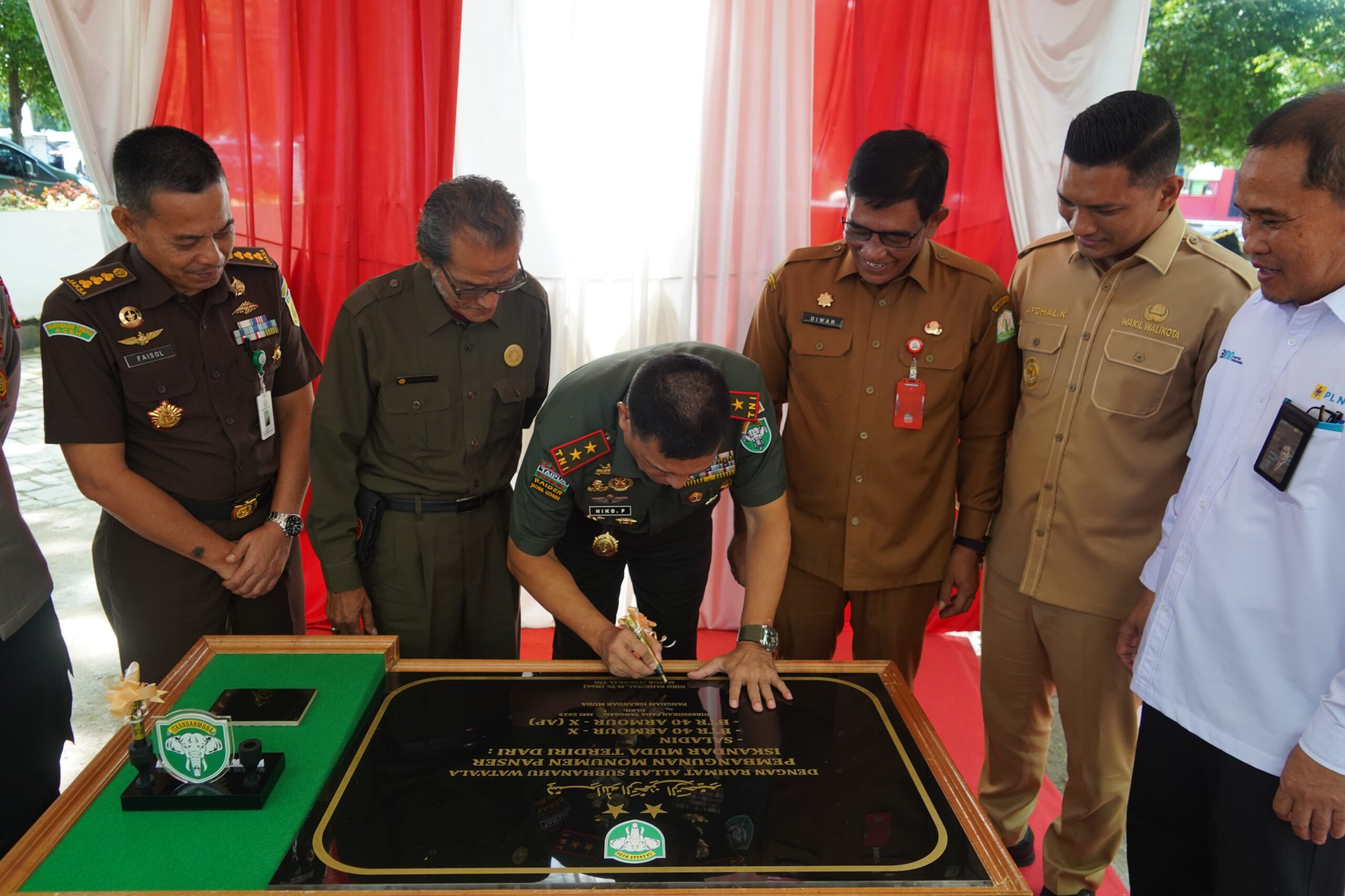 Pangdam Iskandar Muda Resmikan Monumen Panser di Blang Padang Banda Aceh