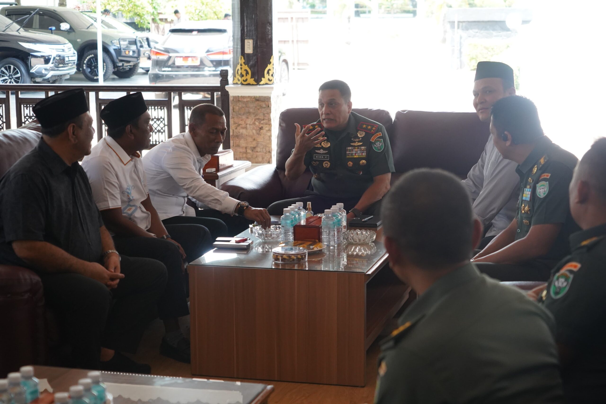 Pangdam IM Terima kunjungan Ketua DPRA dan rombongan di Kediaman