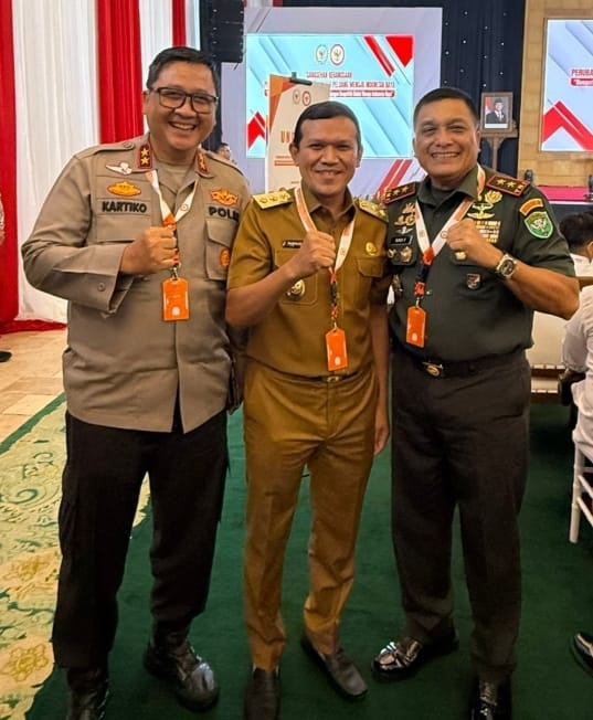 Wagub Bersama Pangdam IM dan Kapolda Aceh Kompak Hadiri Sarasehan Kebangsaan