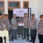 Polres Aceh Selatan Anjangsana dan Salurkan Bansos ke Purnawirawan Polri Sambut HUT Bhayangkara ke-79