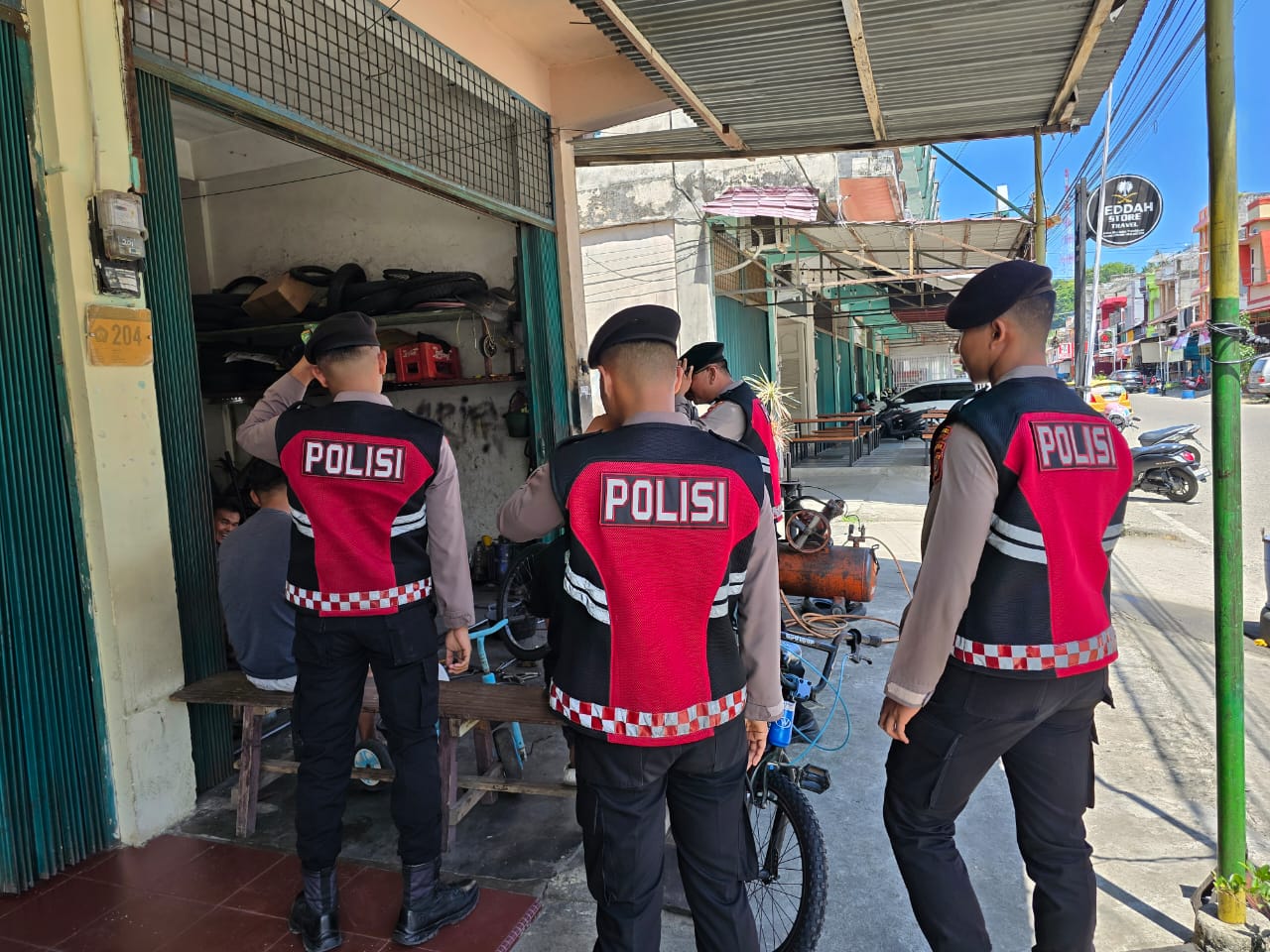 Sat Samapta Polres Aceh Selatan Gelar Patroli Dialogis di Pusat Keramaian