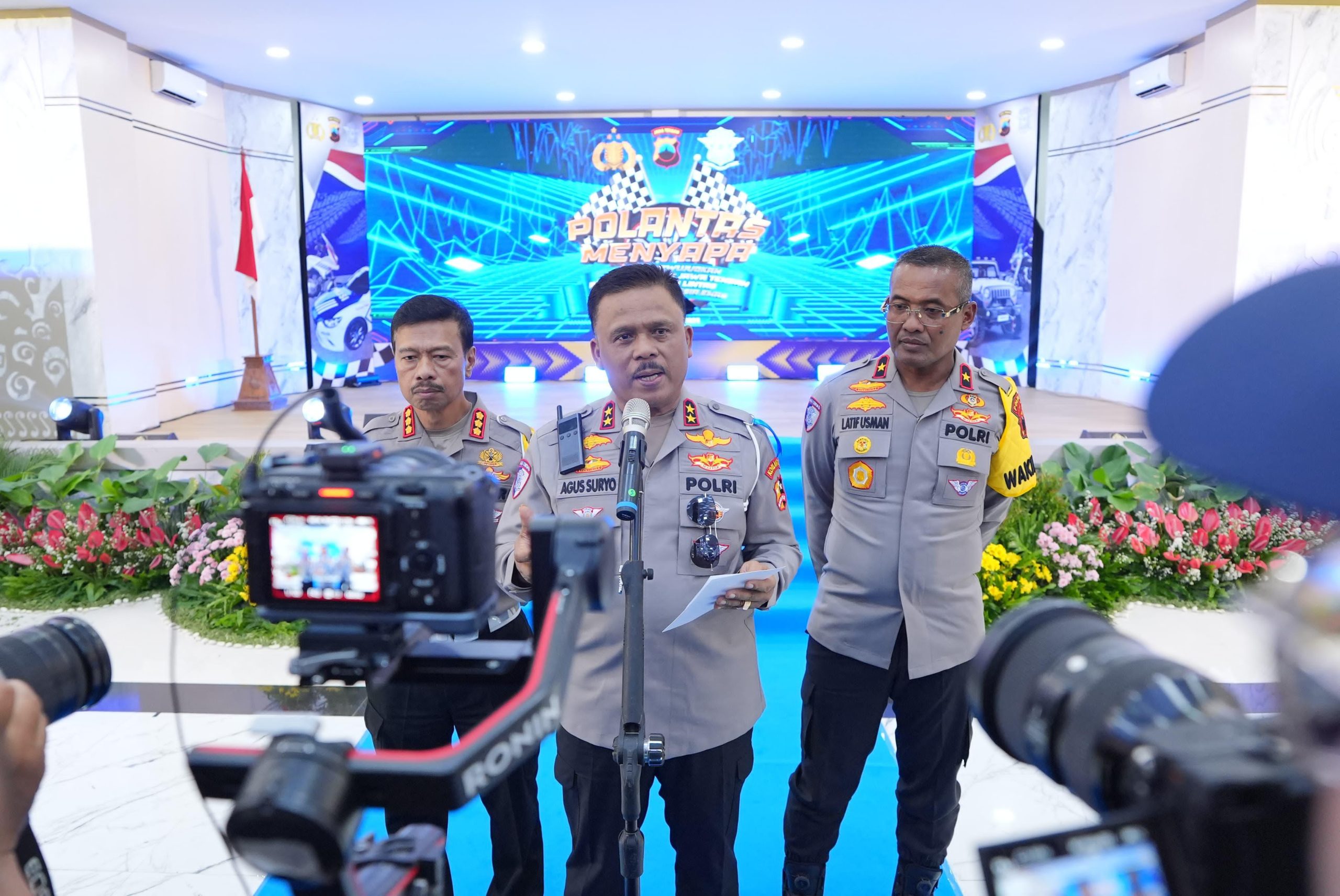 Ops Patuh 2025,Kakorlantas Menyapa Ratusan Anggota Komunitas Motor di Jateng