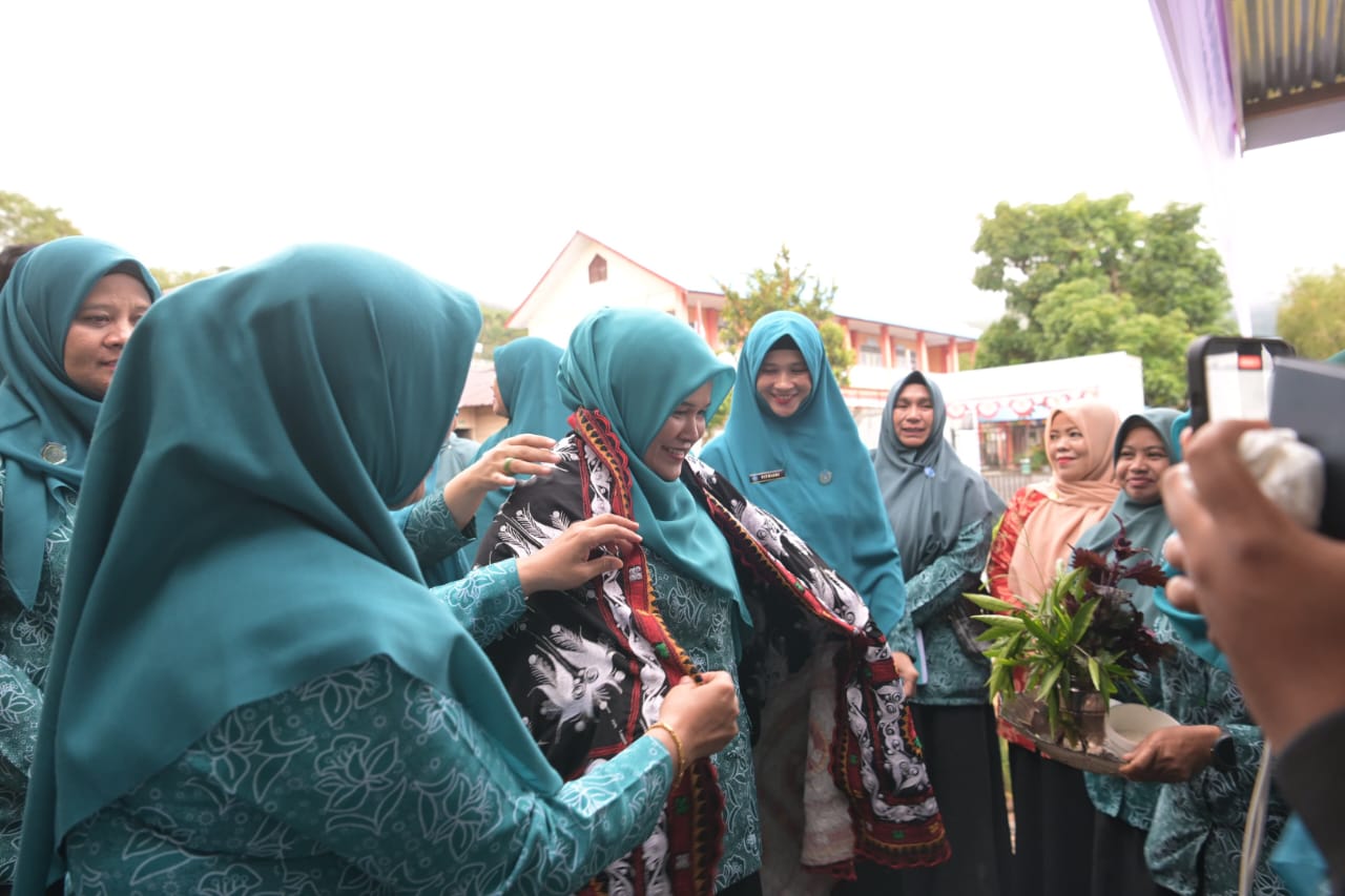 Mukarramah Fadhlullah Lakukan Pembinaan Desa dan Kerajinan di Bener Meriah & Aceh Tengah