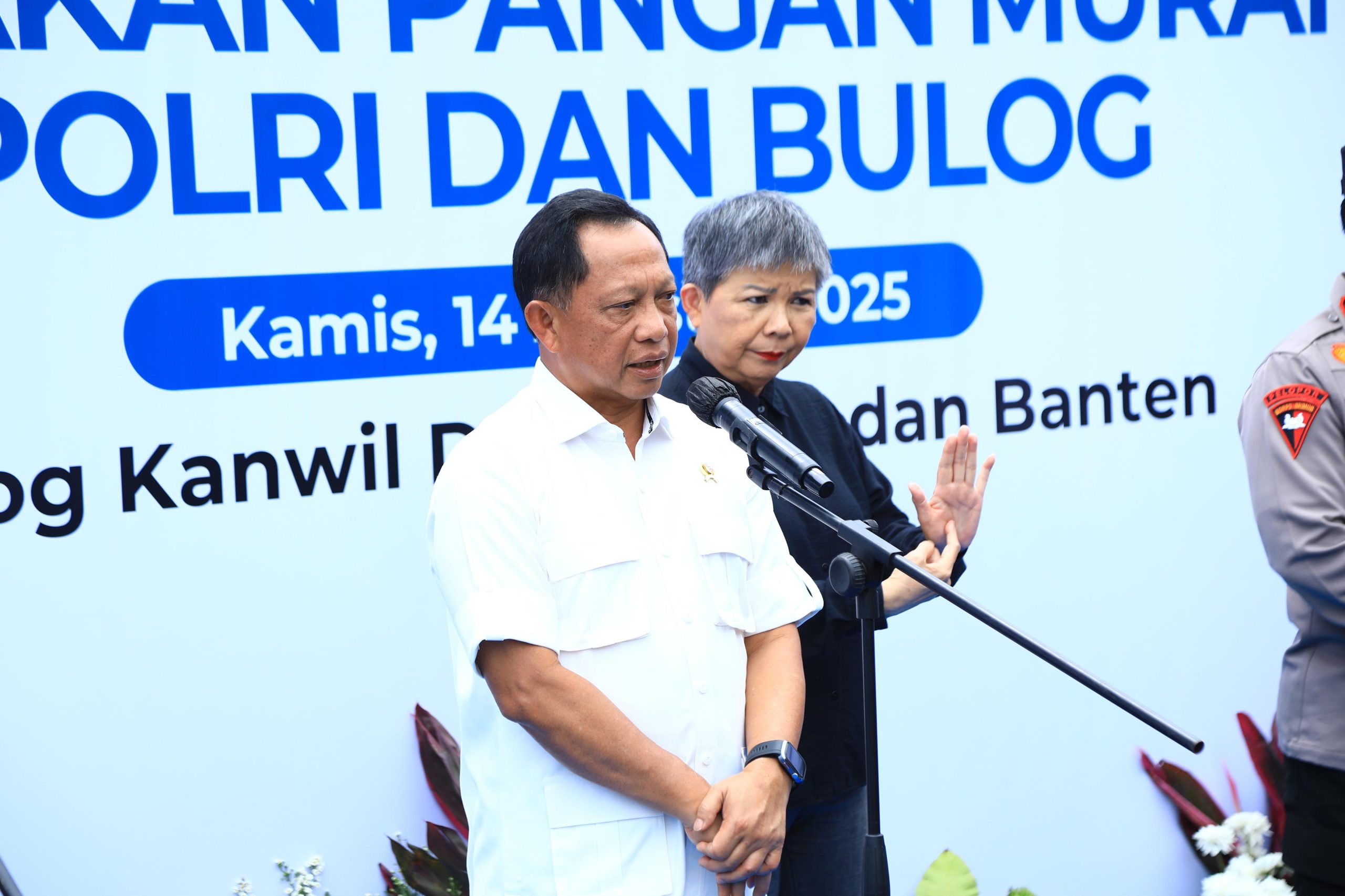 Mendagri Apresiasi Polri dan Bulog Gelar Gerakan Pangan Murah