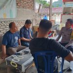 Personel Polsek Labuhanhaji Timur Sambangi Warga Dengarkan Keluhan dan Sampaikan Pesan Kamtibmas