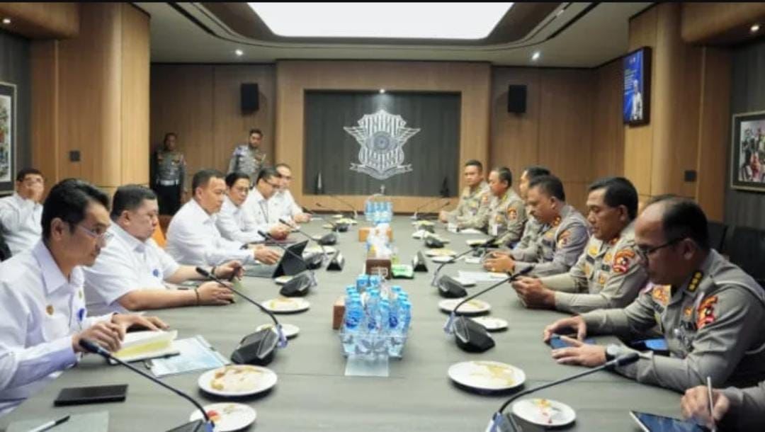 Kolaborasi dan Koordinasi Wujudkan Keselamatan Lalu Lintas, Korlantas Polri Rapat Kerja Bersama Dirjen Hubdat