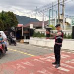 Sat Samapta Polres Aceh Selatan Laksanakan Strong Point Berikan Rasa Aman Pengguna Jalan