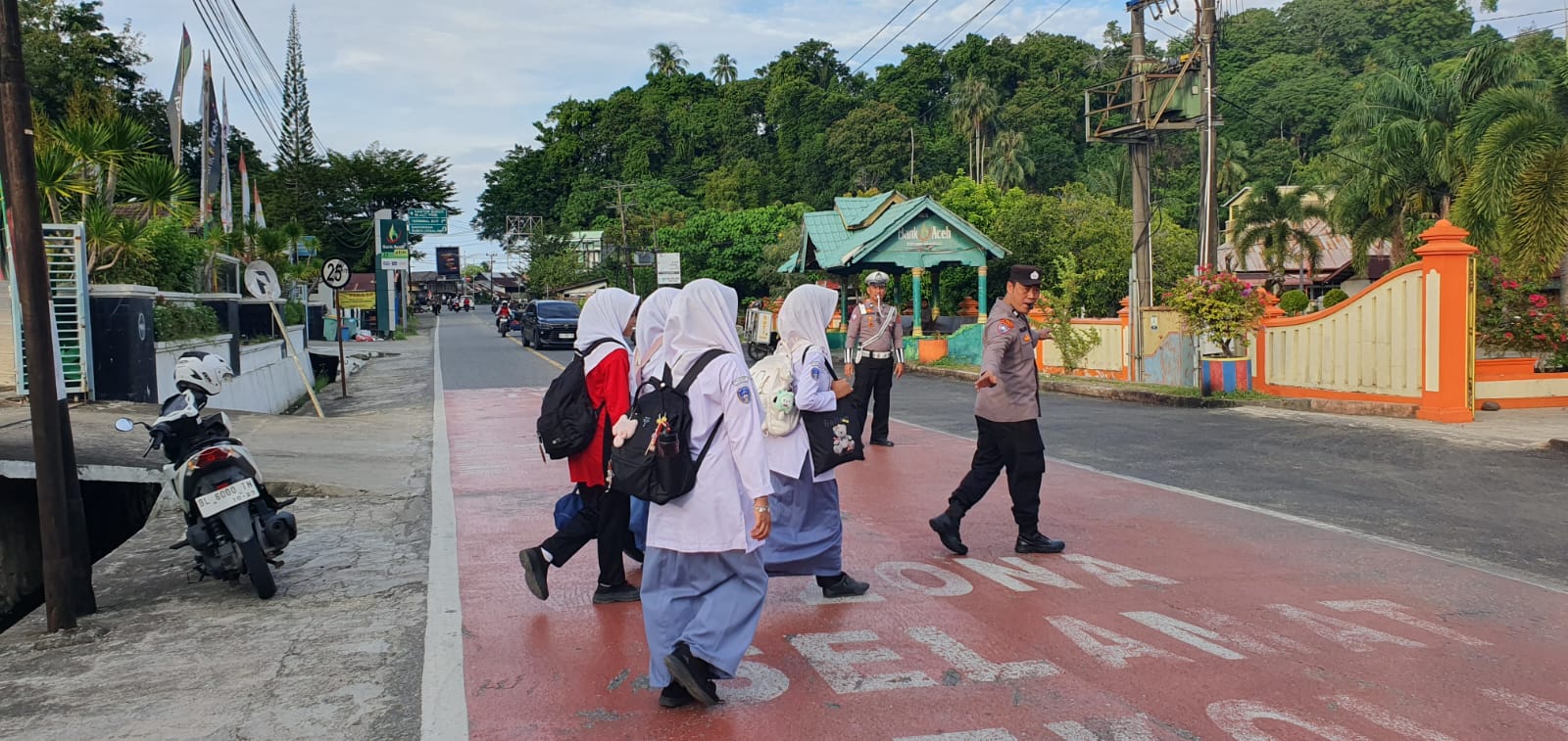 Polsek Tapaktuan Gelar Gatur Pagi jaga Kelancaran Lalu Lintas