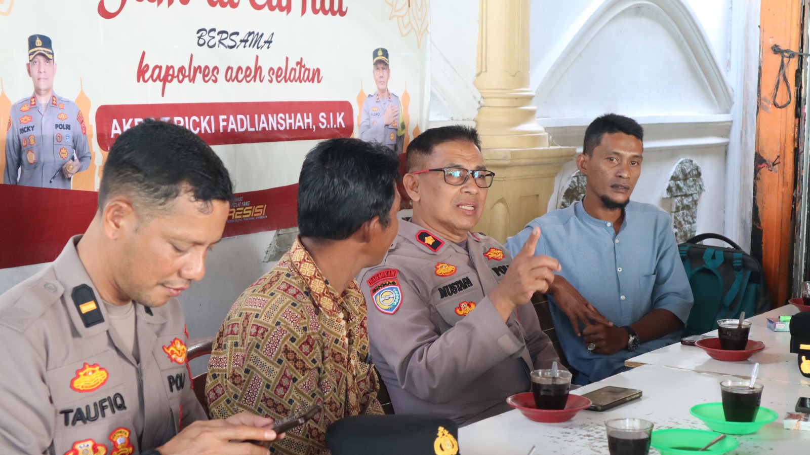Jumat Curhat, Polres Aceh Selatan Jalin Silaturahmi dan Berikan Himbauan Kamtibmas ke Masyarakat
