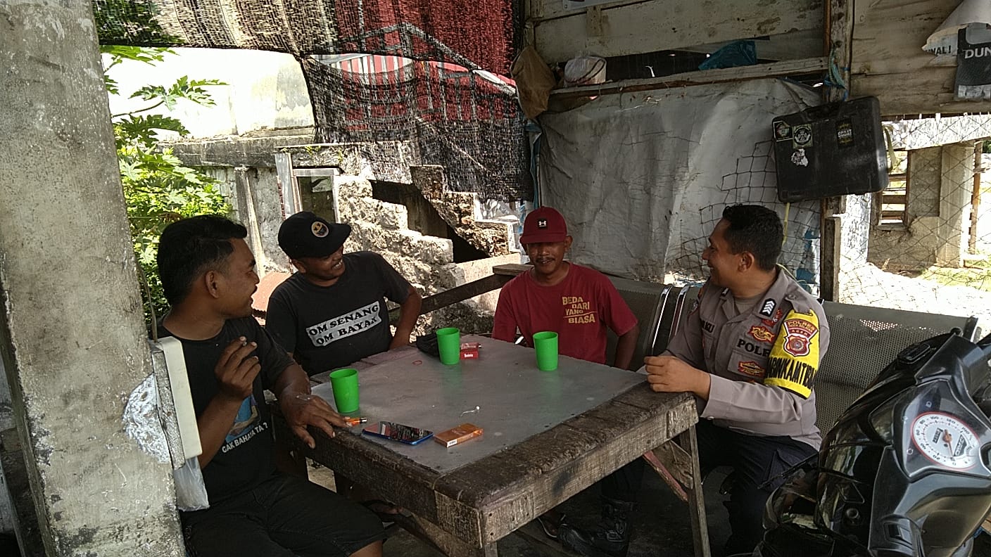 Personel Polsek Samadua Aktif Serap Aspirasi dan Sampaikan Himbauan Kamtibmas kepada Warga