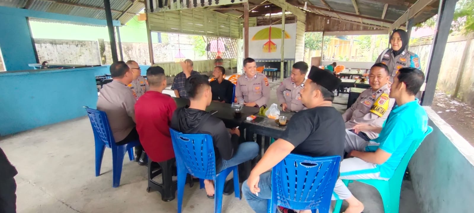 Melalui Jumat Curhat Polsek Meukek Ajak Warga Waspadai Bahaya Narkoba dan Judol