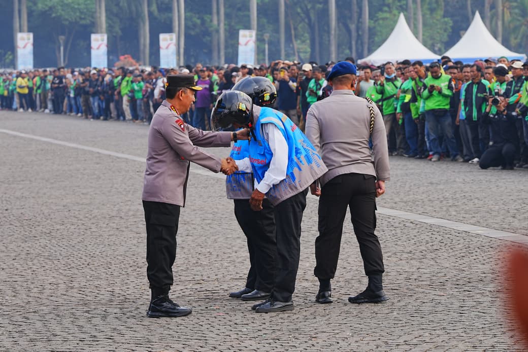 Hadiri Apel Ojol Kamtibmas, Kapolri Ajak Bersinergi Jaga Kamtibmas