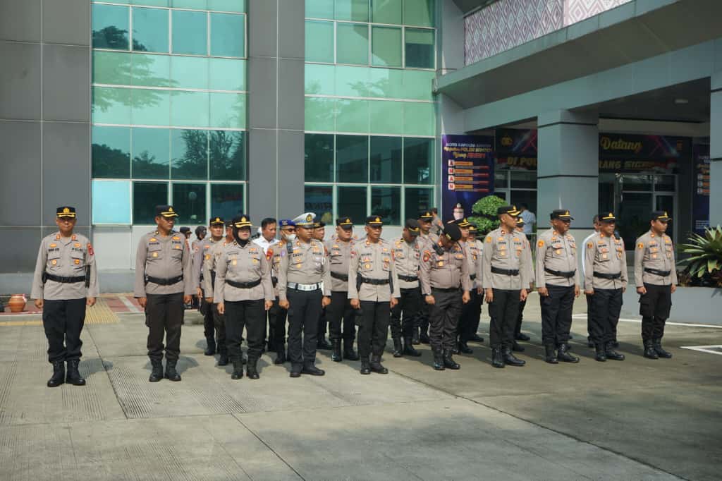 Tingkatkan Pelayanan Masyarakat, Polresta Tangerang Kukuhkan 15 Polsubsektor