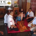Ketua Satgas, Ketua DPC FRIC, dan Humas Salurkan Bantuan Kepada Lansia Penderita Stroke di Kabupaten Kuningan Jawa Barat