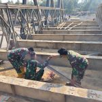Personel Yon Zipur 16/DA Kodam IM Pasang Jembatan Bailey di Jembatan Reudep Peusangan Bireun