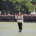 Peringatan Hari Ibu, Polwan Tampil Sebagai Komandan Upacara di Polda Jabar