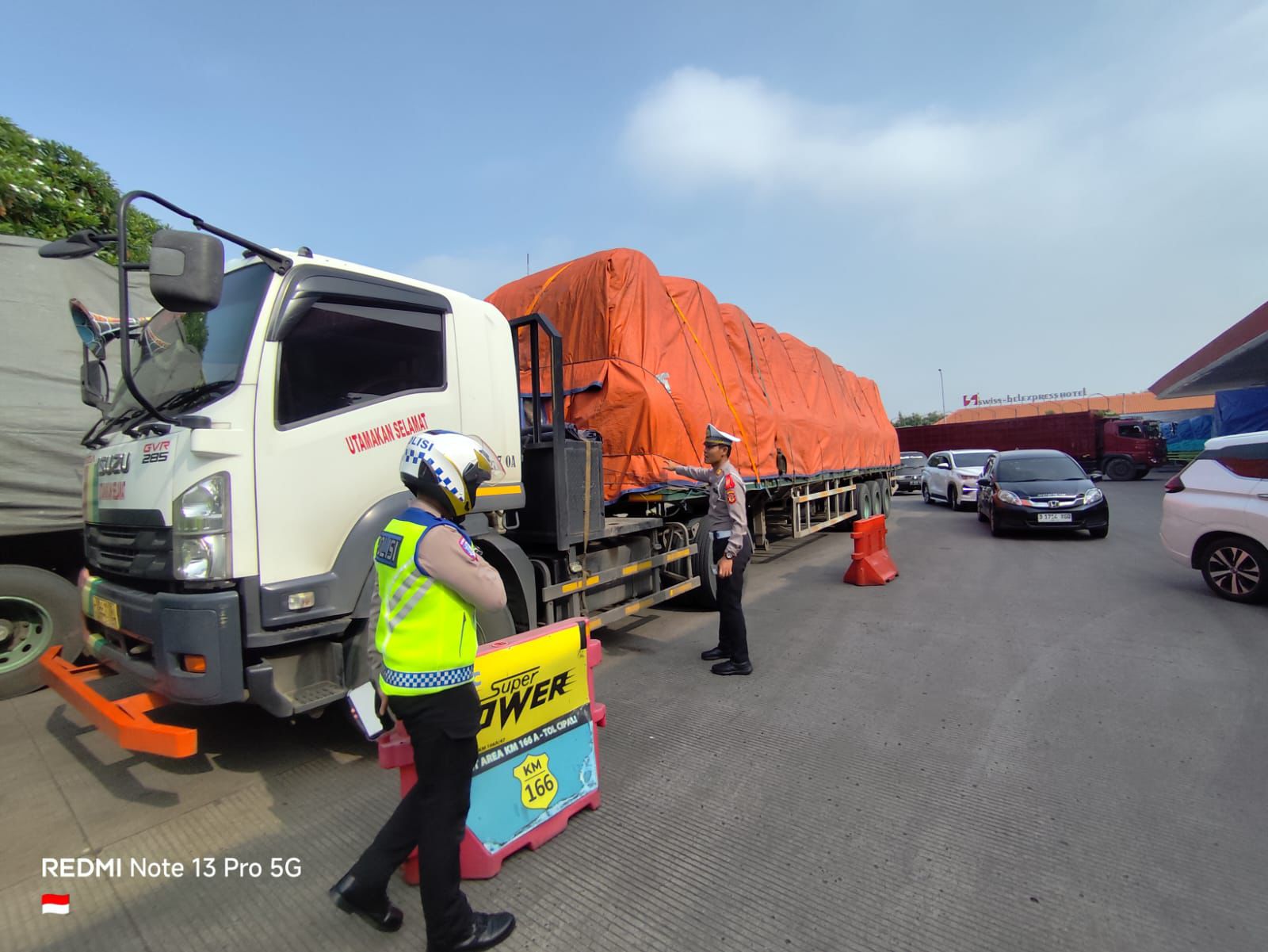 Ranmor Sumbu 3 masih banyak beroperasi di jalan TOL, Kapolda Jabar Tegur pengawasan kurang ketat dan belum terkoordinir antar daerah