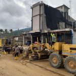 Polres Aceh Selatan Bersama Masyarakat dan Instansi terkait Laksanakan Gotong Royong Pemulihan Pascabanjir di Trumon