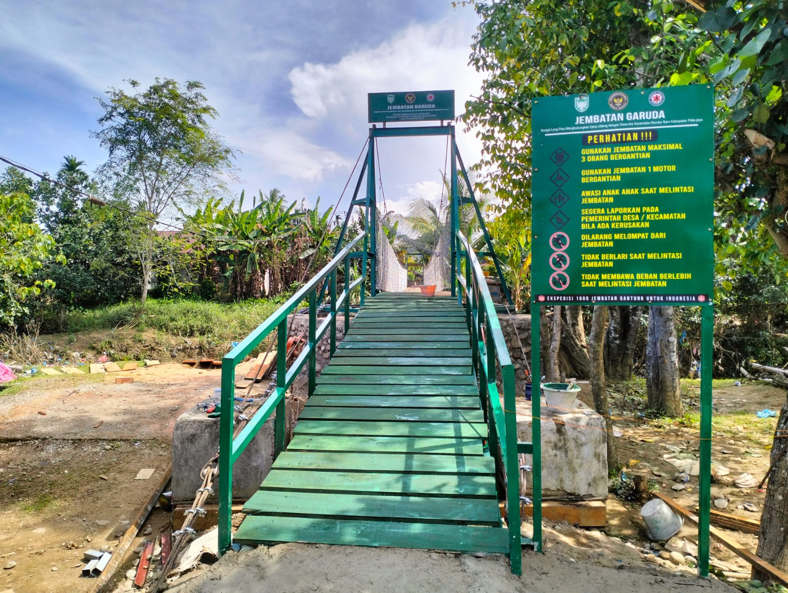 TNI AD dan VRA rampungkan Pembangunan Jembatan Gantung , Akses warga kembali normal