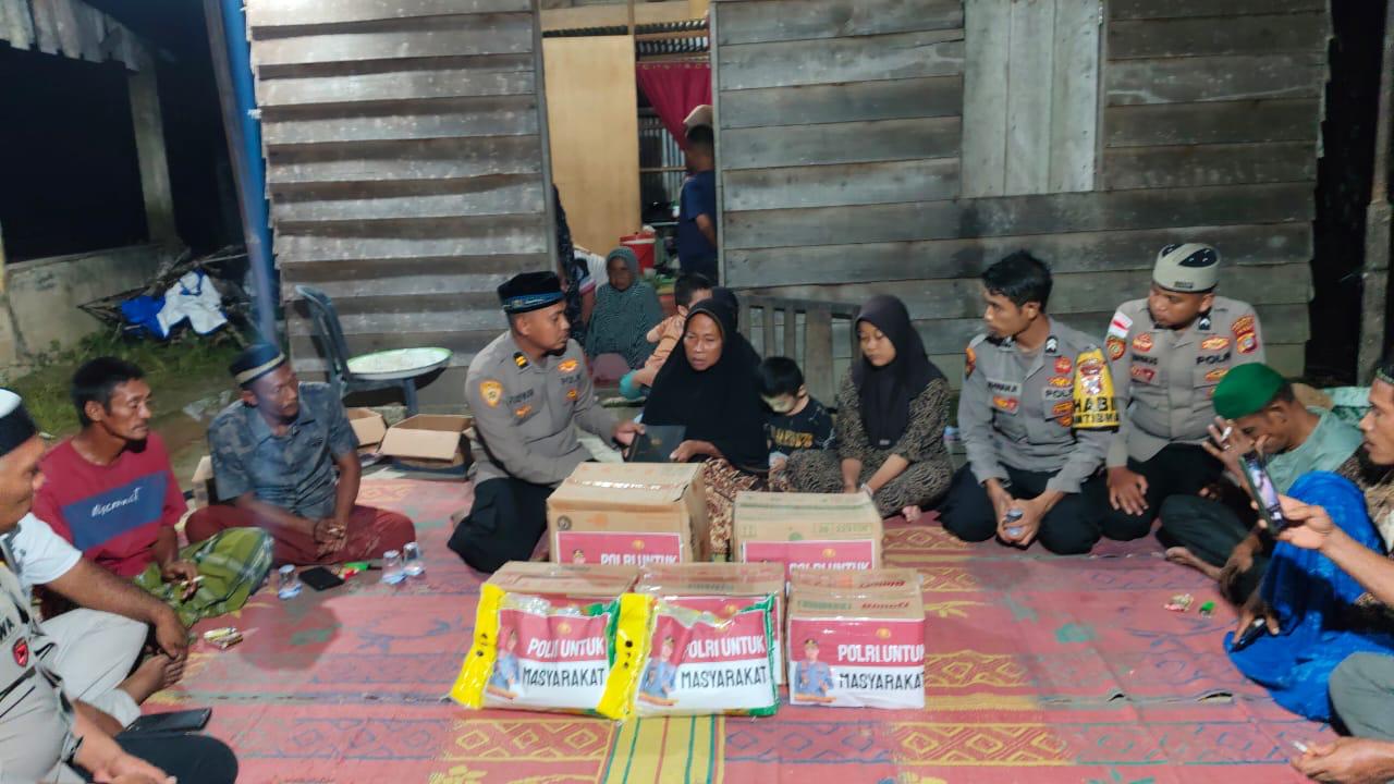 Polres Aceh Selatan Berikan Santunan dan Doa Bersama untuk Keluarga Korban Tenggelam di Trumon Timur