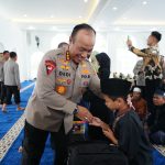Wakapolri Serahkan Santunan Anak Yatim dan Bansos di SMA Kemala Taruna Bhayangkara Bogor