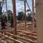 Satgas Gulbencal Bangun Huntara Kayu di Desa Geudumbak, Aceh Utara