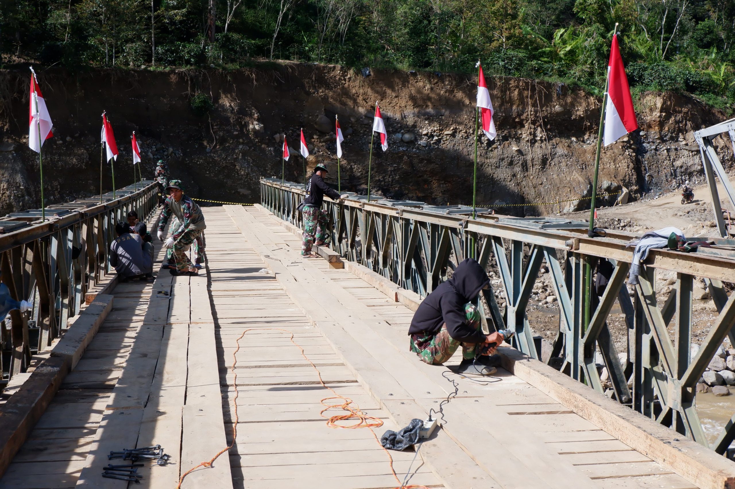 Yonzipur 16/DA Rampungkan Pembangunan Jembatan Bailey Rusip Antara, Aceh Tengah