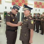 Kajati Aceh Lantik Kardono, S.H., M.H. sebagai Kajari Aceh Barat Daya: Tekankan Transformasi Hukum dan Integritas