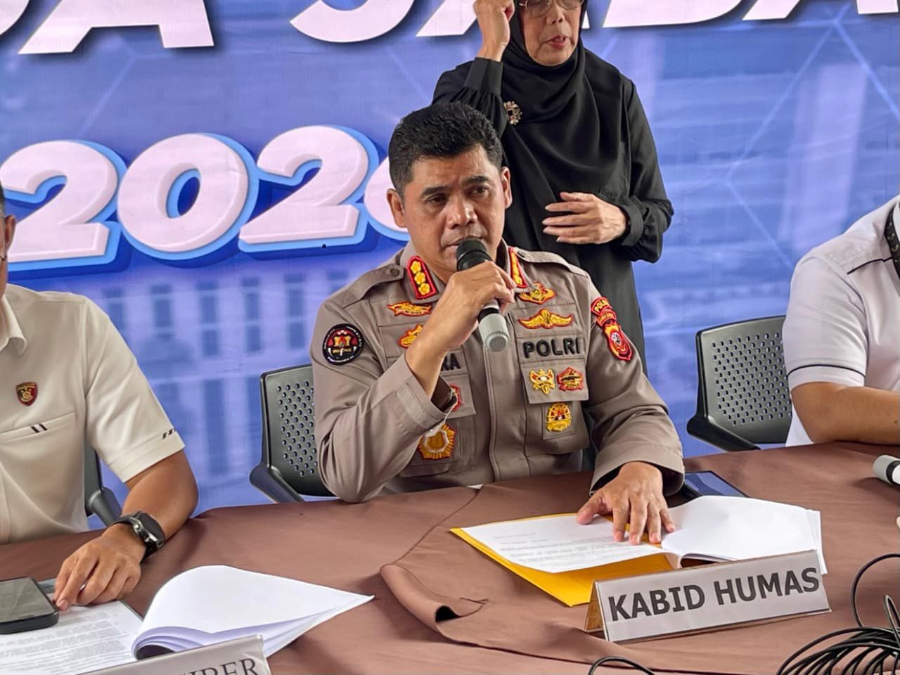 Polda Jabar Bongkar Sindikat WhatsApp Blast Judi Online, Raup Rp300 Juta dalam Tiga Bulan