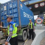 Ditlantas Polda Jatim Tertibkan Penggunaan Lajur Jalan Tol