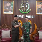 Sinergi TNI–Kejaksaan, Danrem 042/Gapu Silaturahmi ke Kejati Jambi