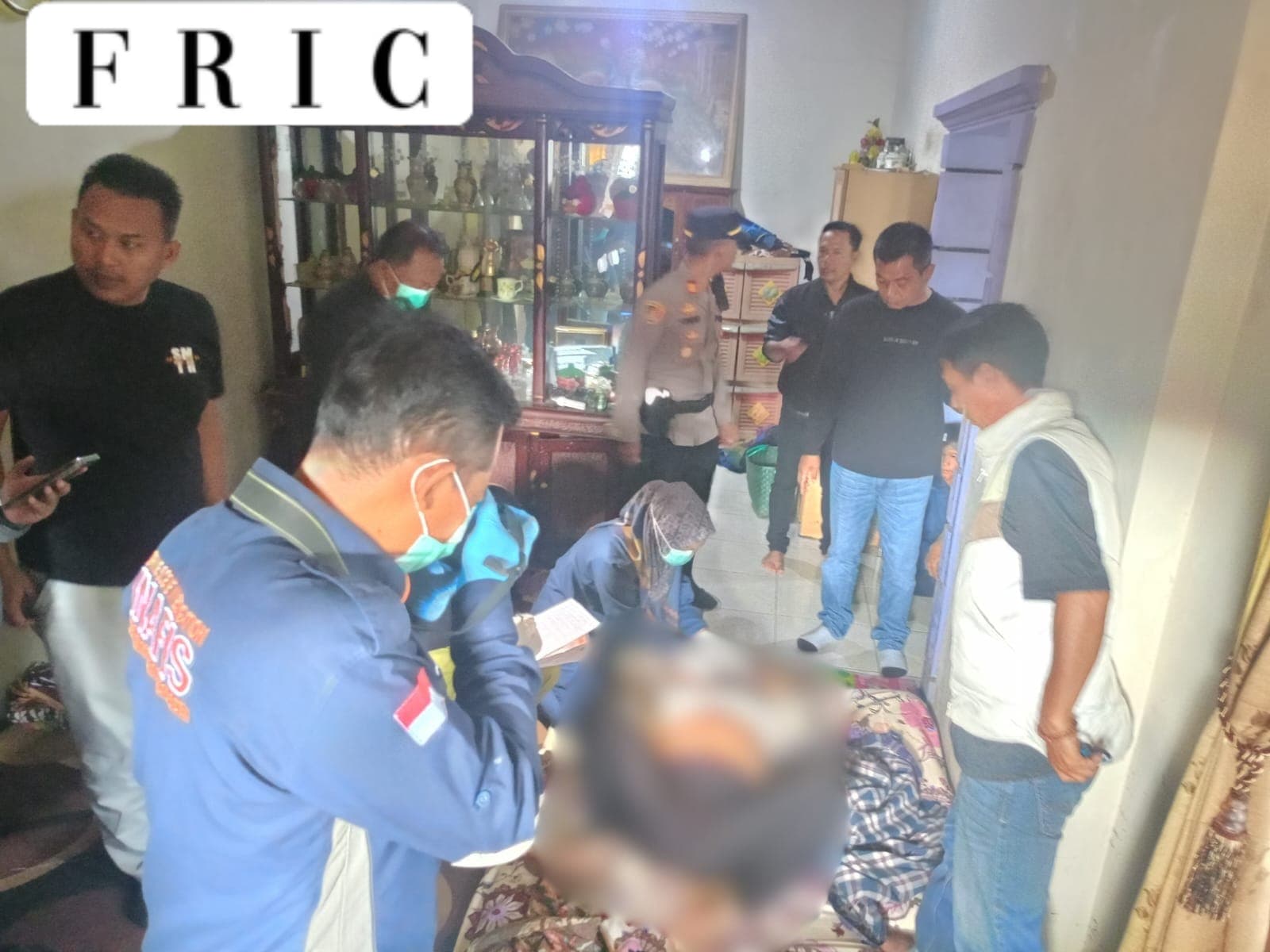 Penemuan Mayat Gegerkan Warga Gunungmanik, Polisi Lakukan Olah TKP