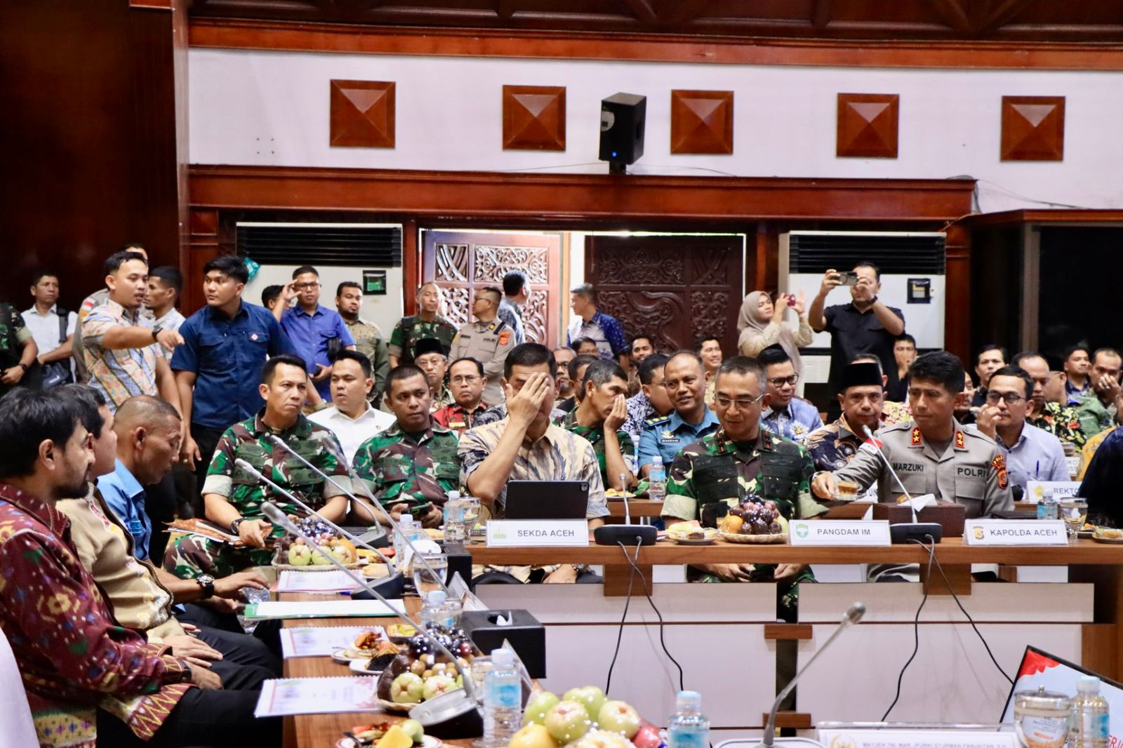 Kapolda Aceh Hadiri Pertemuan Pemerintah Aceh Bersama Badan Legislasi DPR RI