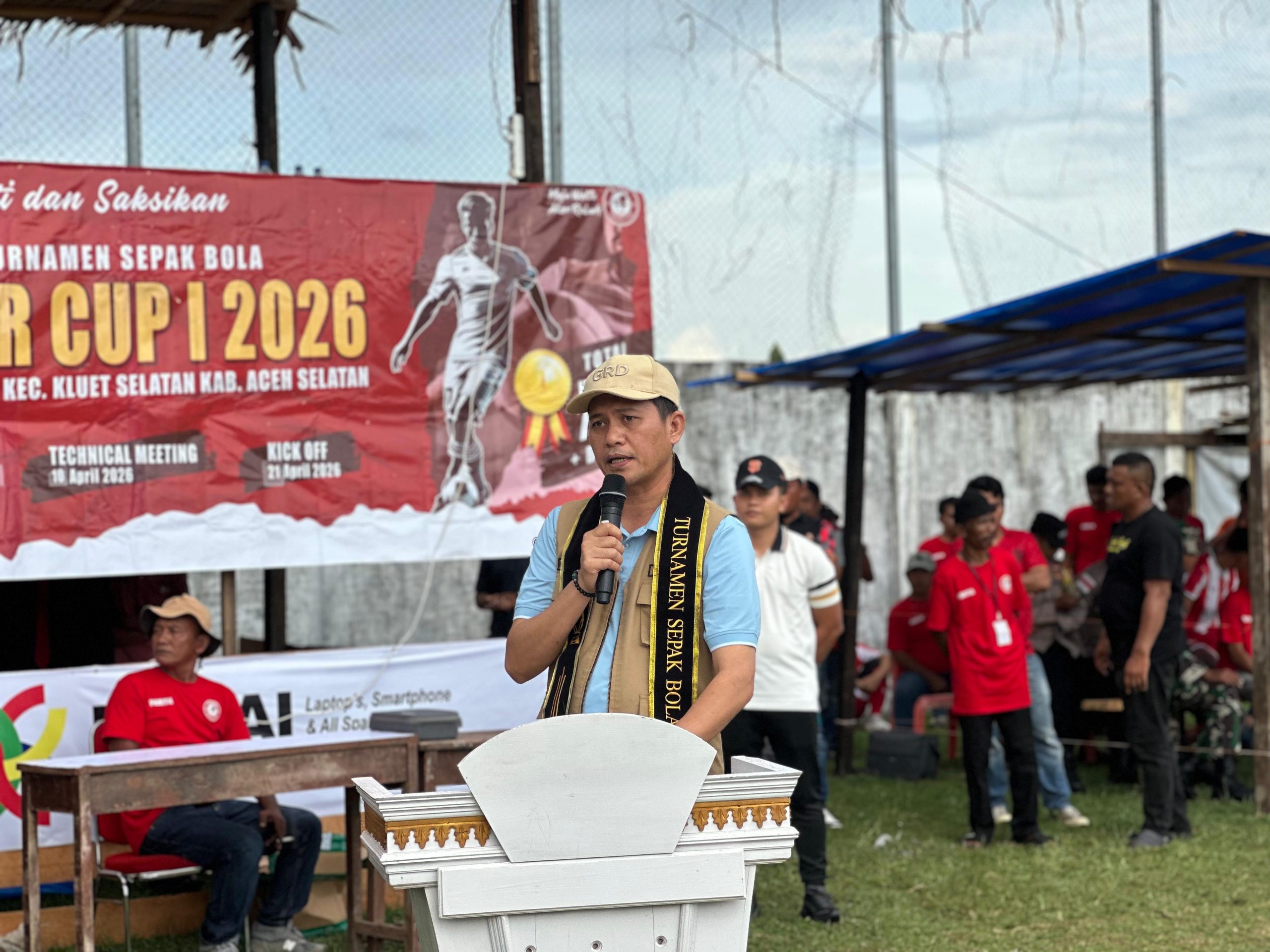 Bupati Aceh Selatan Buka Turnamen Sepak Bola Mawar Cup I Tahun 2026
